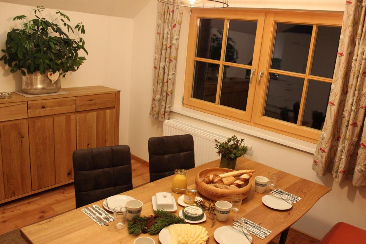 Die Kalsbergerin Ferienwohnung Fuer Geniesser Donnersbachwald Buitenkant foto